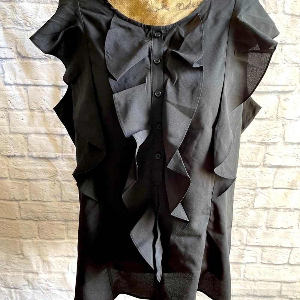 NEW Sleeveless Blouse from New York & Company